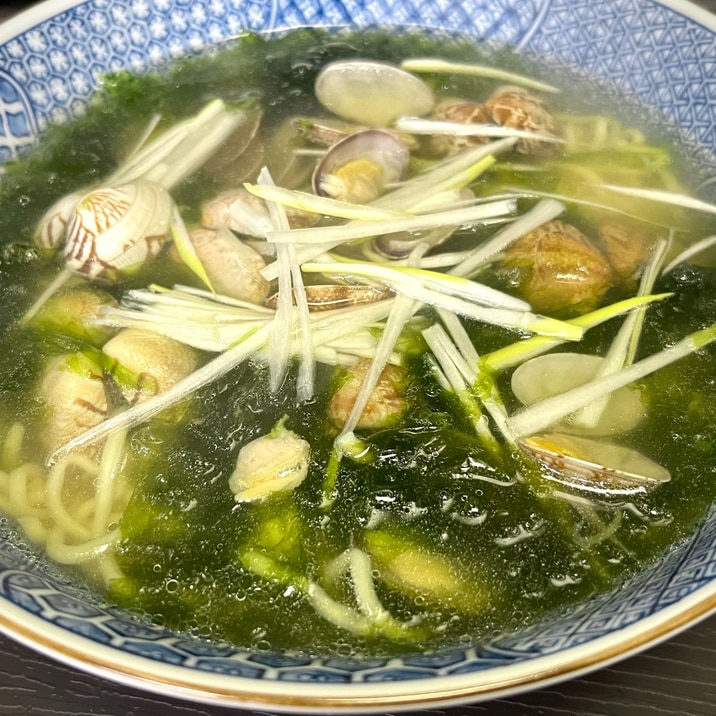 早春の海鮮ラーメン　＊あさりとあおさの潮ラーメン＊